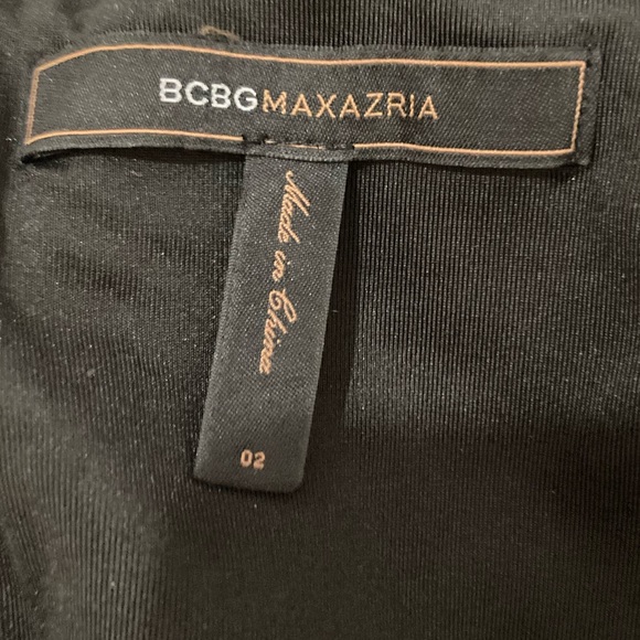 Black cocktail/prom/evening gown size 02 - Picture 3 of 7